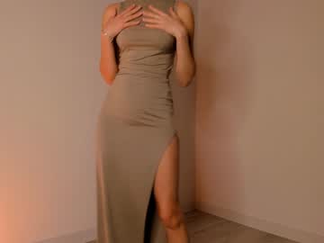 girl emilybatee image #4116355