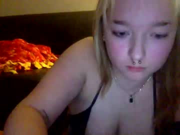 girl redhotcherry666 image #4779948