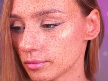 girl artease image #3323613