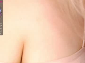 girl annamooree image #4222297