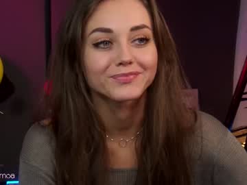 girl lettymoa image #4492216