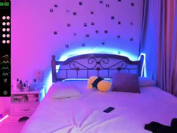 girl aisneon image #1225451