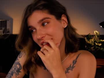 girl rich_roxy image #5570430