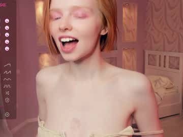 girl gingers_hugs image #5985917