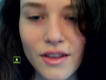girl demurelixir image #1846979