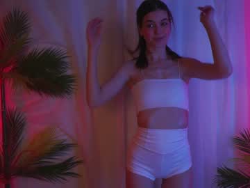 girl hannasthesia image #4040981