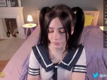 girl dolly_nn image #3979873