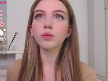 girl small_blondee image #3064794