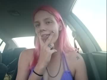 girl skankyscarlet image #2185579