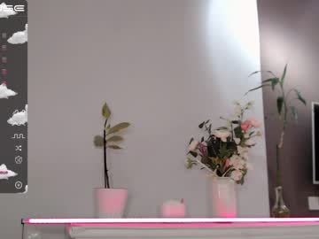 girl small_blondee image #2706119