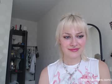 girl _mllymoore_ image #2293736