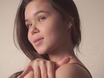 girl helenmoors image #4023211