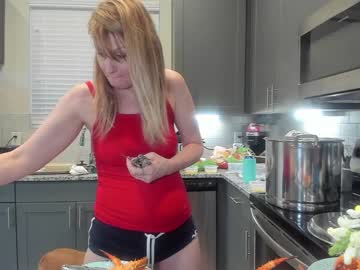 girl emberpheonixxx image #5307641