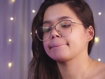 girl helenmoors image #5153796