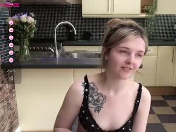 girl lucydelovely image #3974637