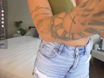 girl reign_rellic_ image #5182984
