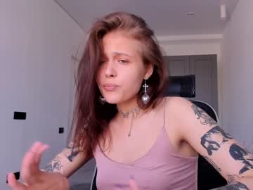 girl adriana_hill image #2116825