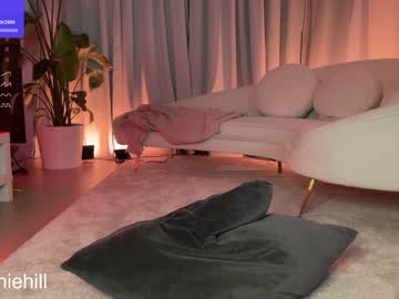 girl anniehillofficial_ image #6299172