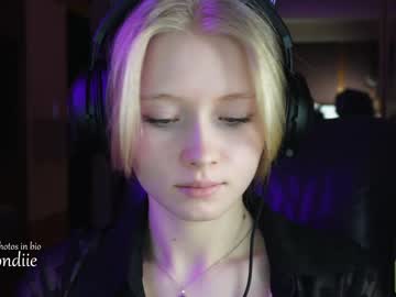 girl bestblondiiecb image #3824560