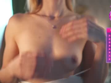 girl _mirrra_ image #1054861