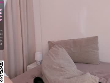 girl peek_in_my_window image #6199884