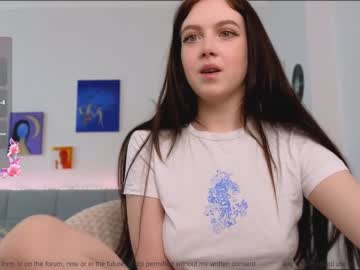 girl small_blondee image #6880241