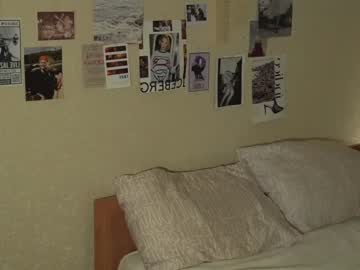 girl daisy_mint image #4010877