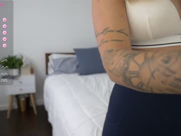 girl reign_rellic_ image #5470826