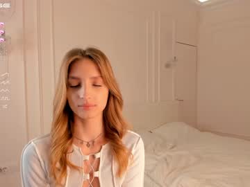 girl alishaamelia image #5527430