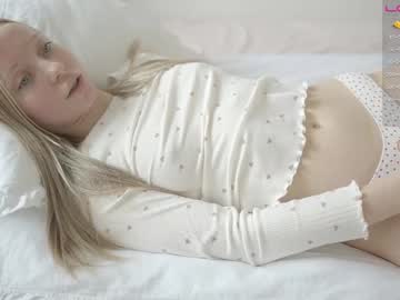 girl pureangeldolores image #5907145