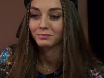 girl lettymoa image #5099590