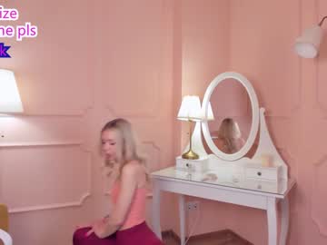 girl c_a_s_s_i_e image #4188643