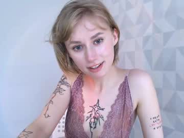 girl love_freya image #4058173