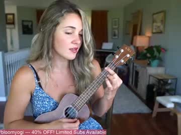 girl bloomyogi image #2068625