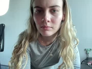 princesslillyann sex webcam