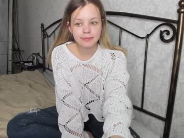 girl dianaholiday image #4093905