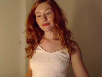 girl raspberryallie image #2042120