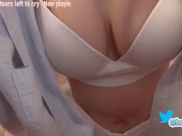 girl hollyextra image #727389