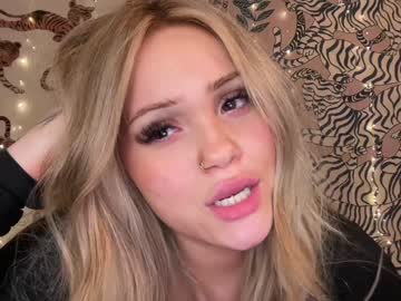 girl ari_02 image #5324731