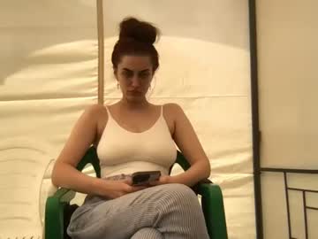 girl ps4pro image #4637303