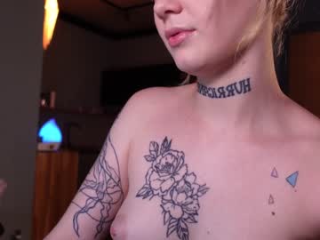 girl tendertainted image #2863028