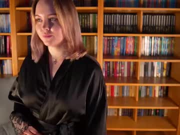 girl dinasmit image #6976498