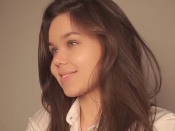 girl helenmoors image #4065297