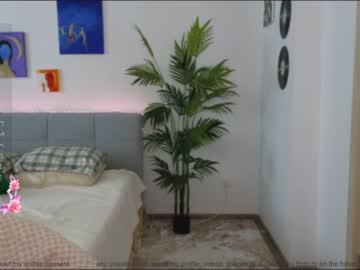 girl small_blondee image #6881598