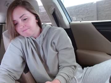 girl juicy_peach88 image #4094536