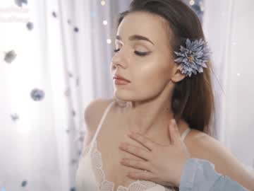 girl excitease image #5608669