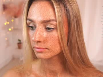 girl artease image #5757439