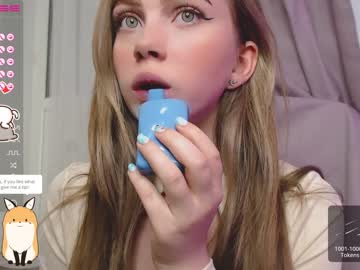 girl small_blondee image #3050726