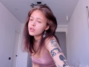 girl adriana_hill image #2116332