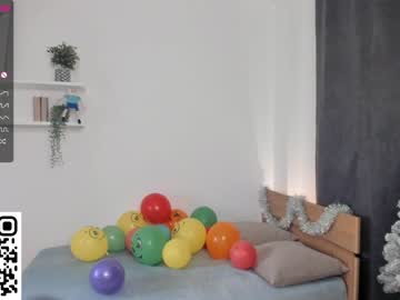 girl peek_in_my_window image #6069684